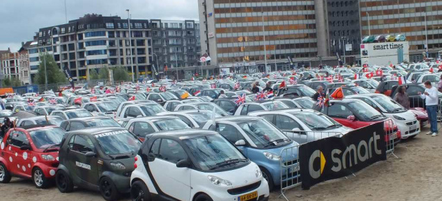 smart Times 2012: Tag 2 (Bildergalerie & Video): smart Party in Antwerpen:  Der Samstag - große Parade für ein kleines Auto
